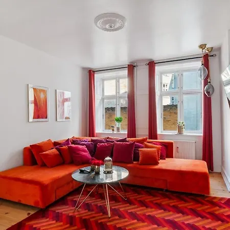 Best Location - 5 Min To Tivoli And Main Station Copenhagen Exterior photo