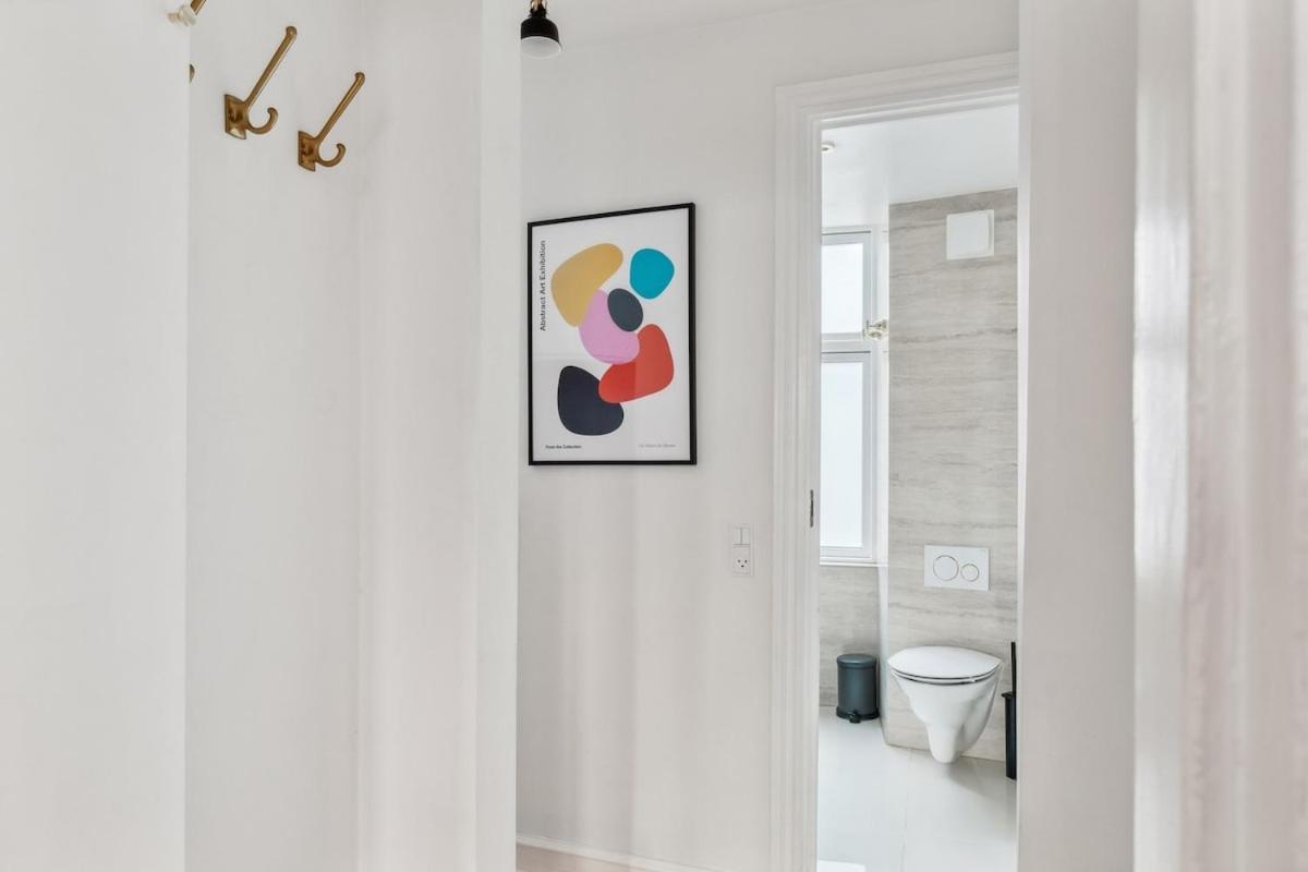 Location - 5 Min To Tivoli And Main Station Lejlighed
